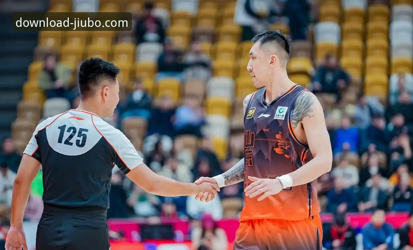 九博国际官网电脑版下载评测 连胜的团队协作vs连败的单打独斗:CBA榜首之争的深层解读